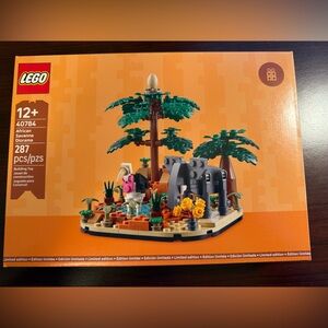 LEGO African Savanna Set with Green and Gray